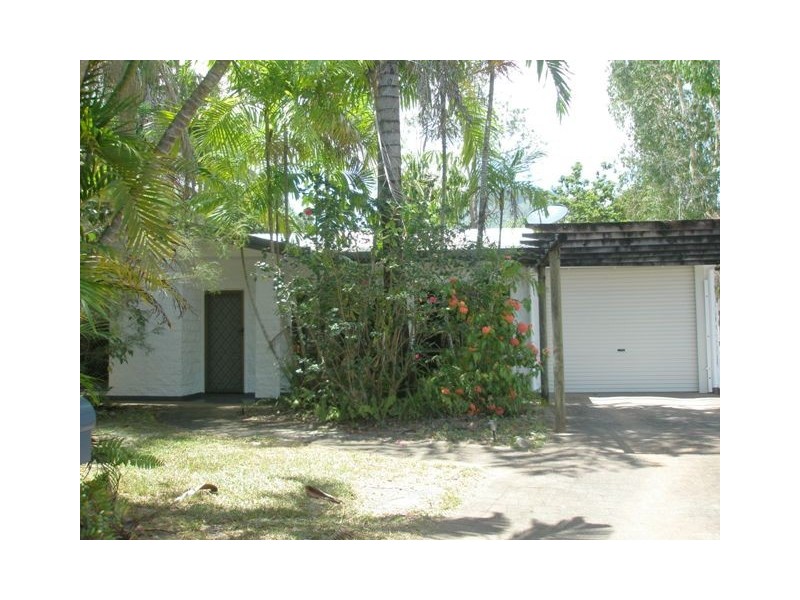 17 Longden Street, Brinsmead QLD 4870