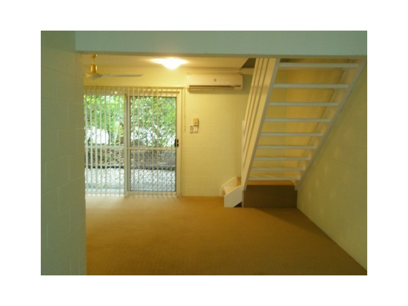 11/22 Fairweather Street, Yorkeys Knob QLD 4878