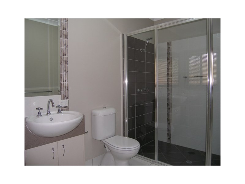 64 Roberts Drive, Ble Water  Estate, Trinity Park QLD 4879