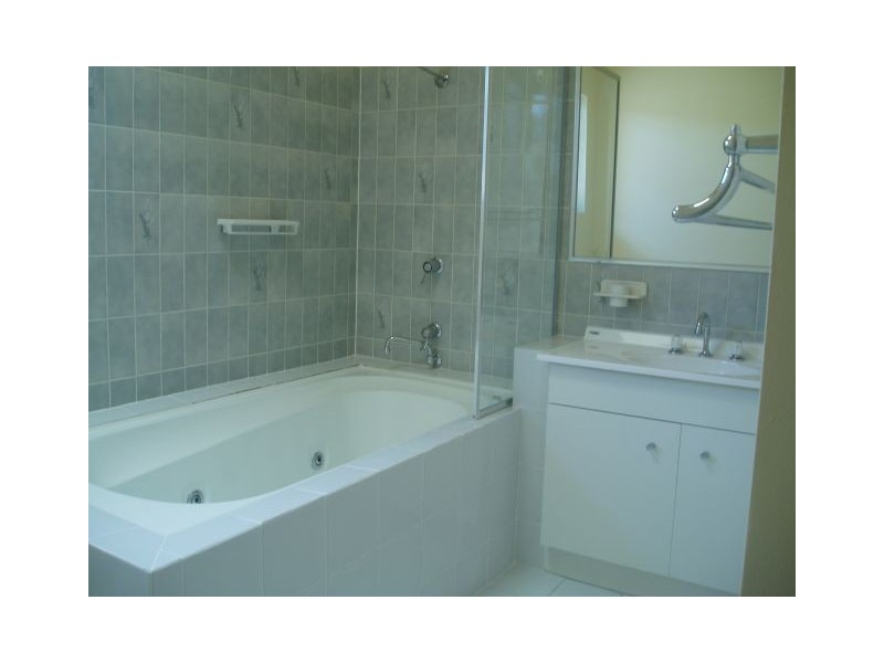 32 Derby Street, Yorkeys Knob QLD 4878