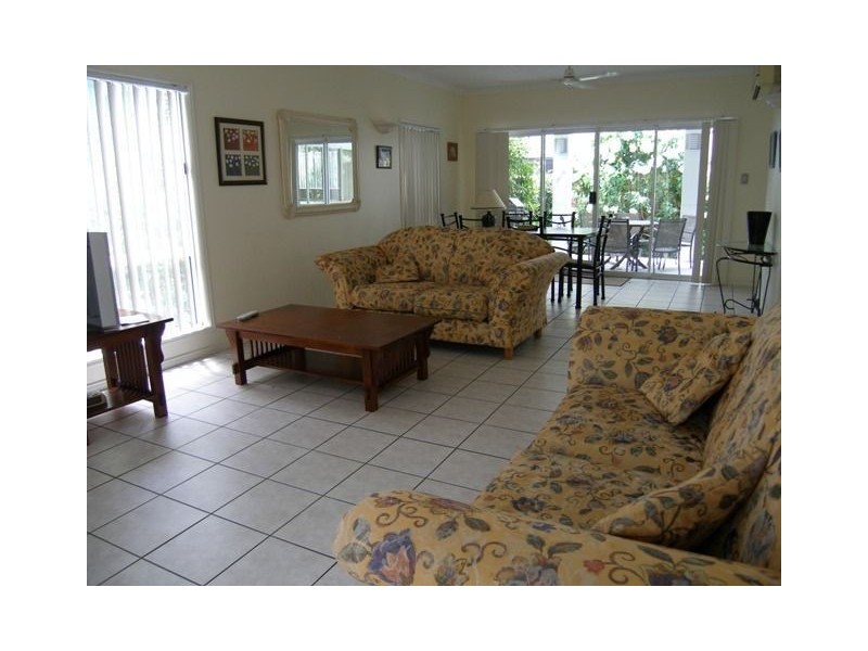 6/70 Cedar Road, Palm Cove QLD 4879