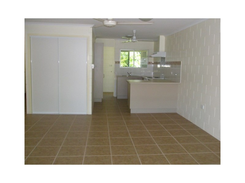 2/15 Derby Street, Yorkeys Knob QLD 4878