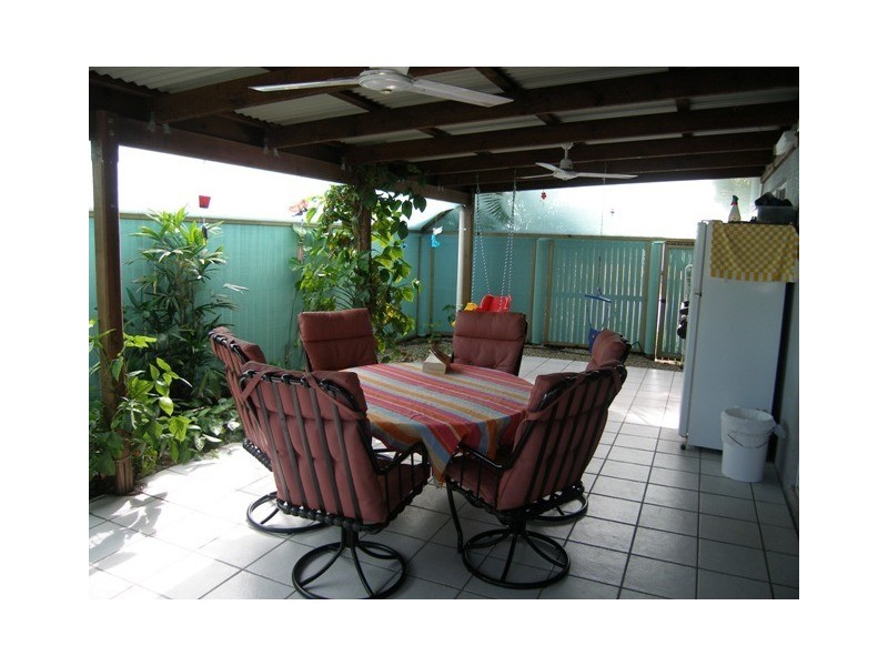 41 Baronia Crescent, Holloways Beach QLD 4878