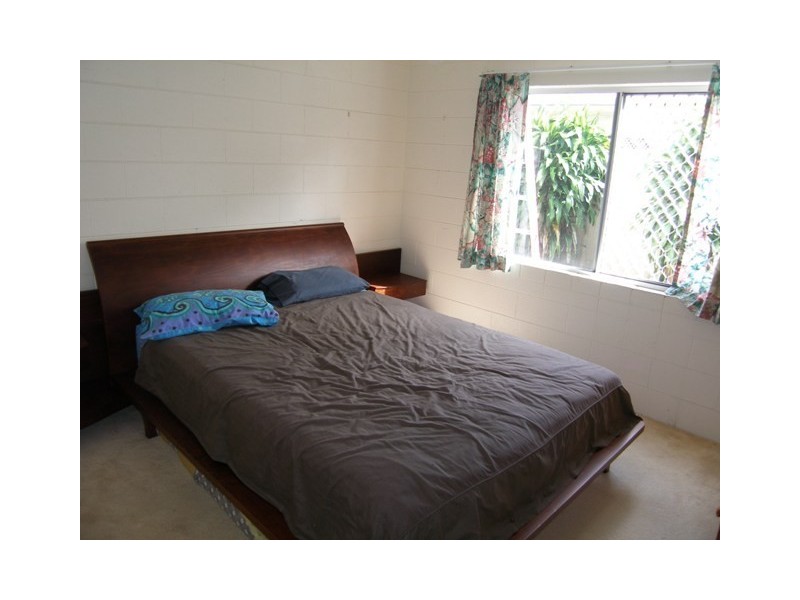 41 Baronia Crescent, Holloways Beach QLD 4878