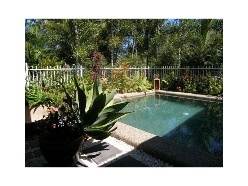 130 Wistaria Street, Holloways Beach QLD 4878