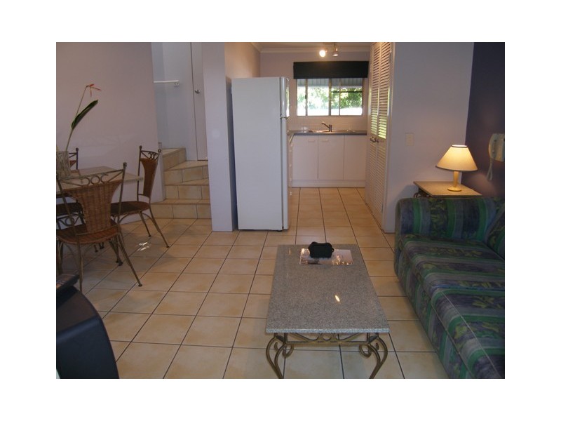 5/129 Oleander Street, Holloways Beach QLD 4878