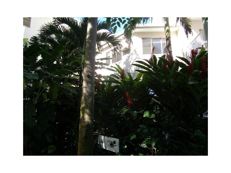 5/129 Oleander Street, Holloways Beach QLD 4878