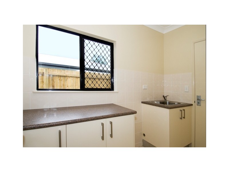 Norfolk Street, Holloways Beach QLD 4878