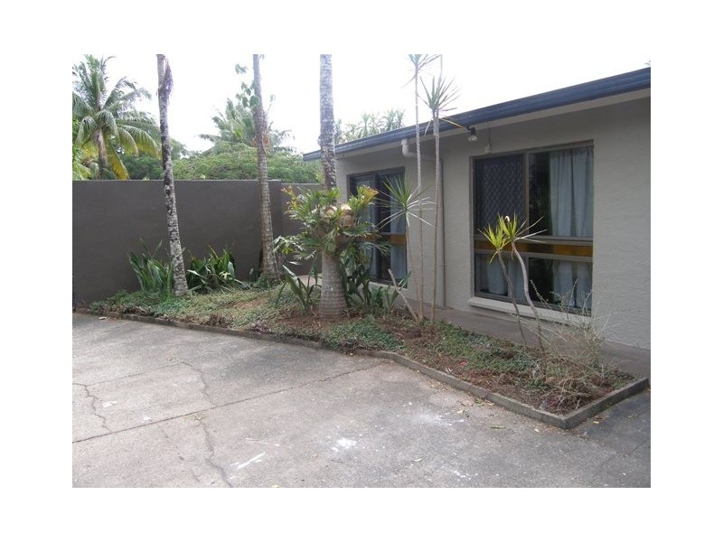 50 Bamboo Street, Holloways Beach QLD 4878