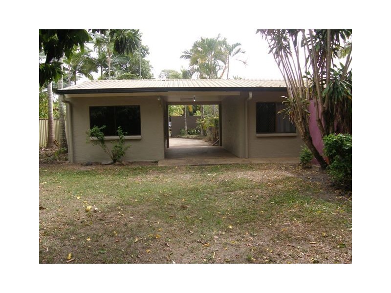 50 Bamboo Street, Holloways Beach QLD 4878