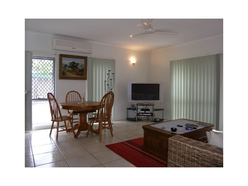 8/57-61 Bamboo Street, Holloways Beach QLD 4878