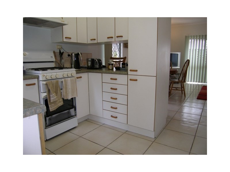 8/57-61 Bamboo Street, Holloways Beach QLD 4878