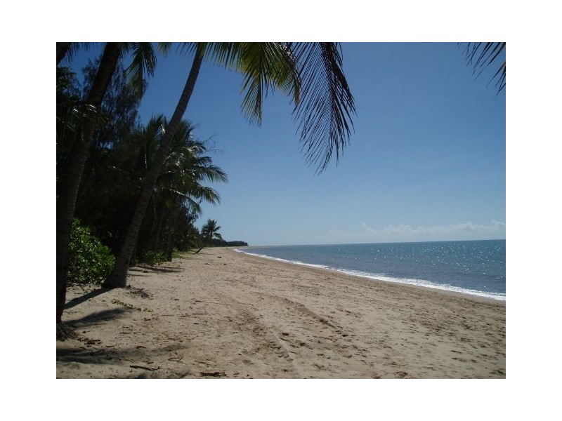 8/57-61 Bamboo Street, Holloways Beach QLD 4878