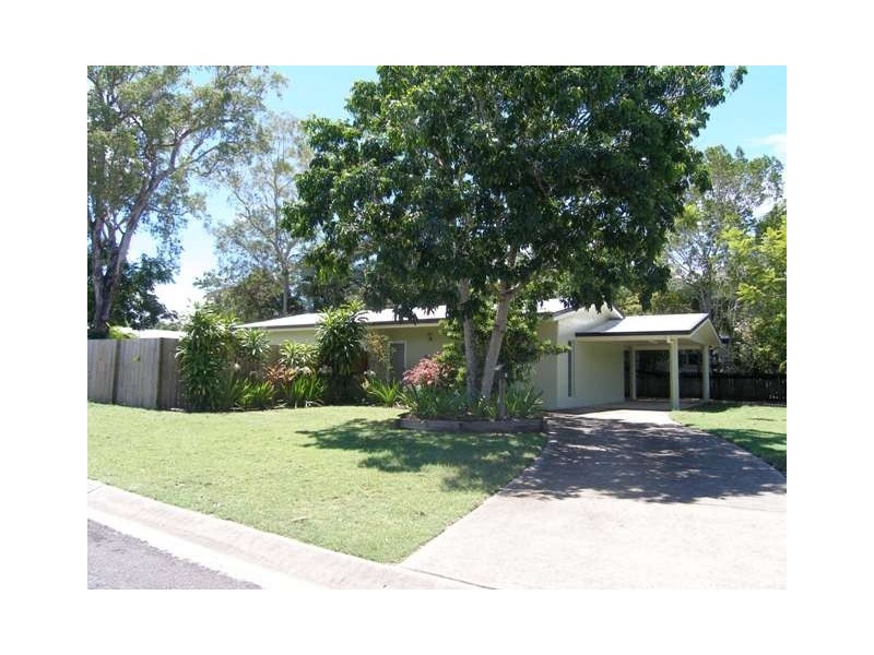 87 Baronia Crescent, Holloways Beach QLD 4878