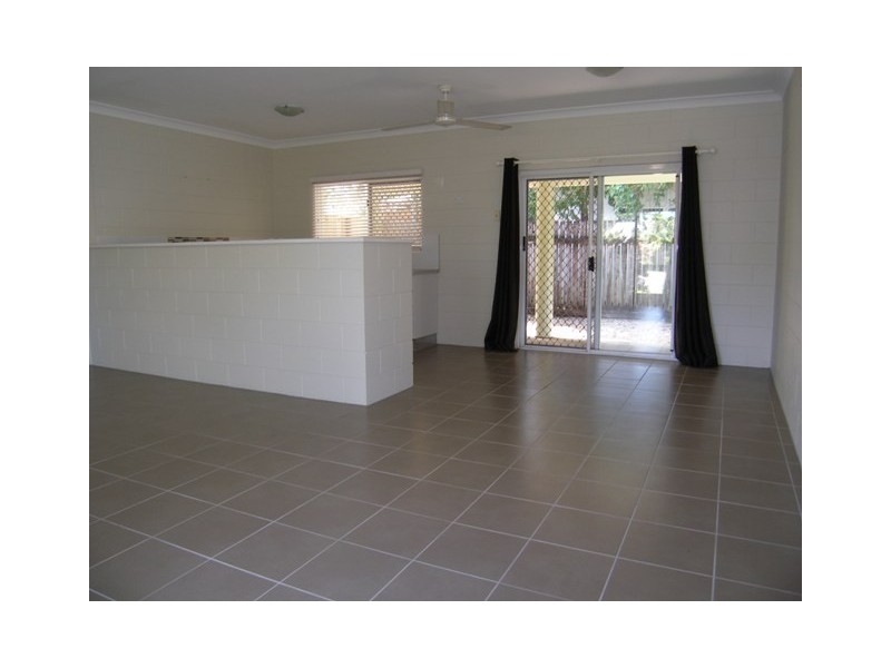 87 Baronia Crescent, Holloways Beach QLD 4878