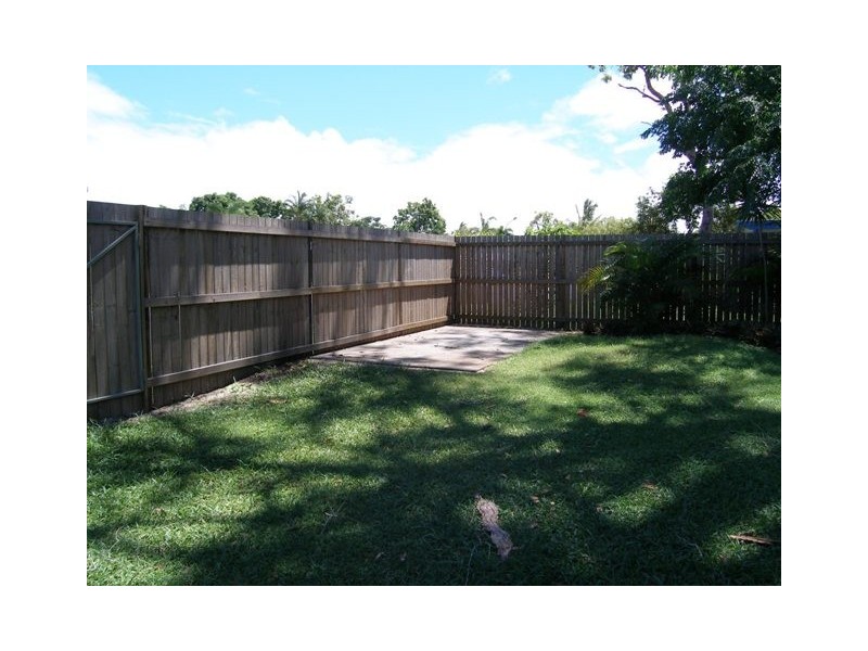 87 Baronia Crescent, Holloways Beach QLD 4878