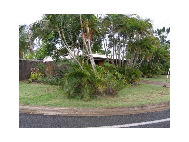 52 Oleander, Holloways Beach QLD 4878