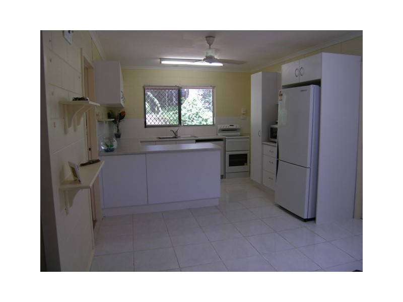 4/36 Mimosa Street, Holloways Beach QLD 4878