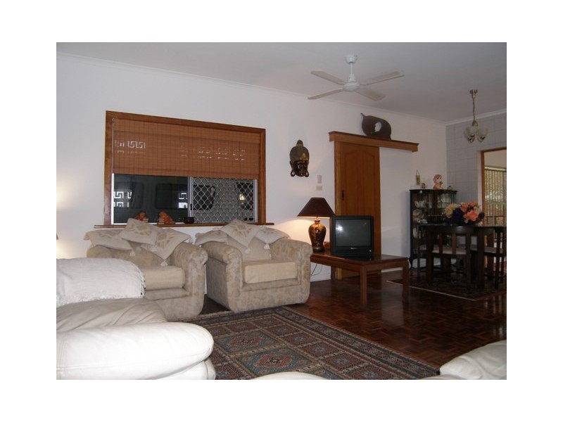 40 Oleander Street, Holloways Beach QLD 4878