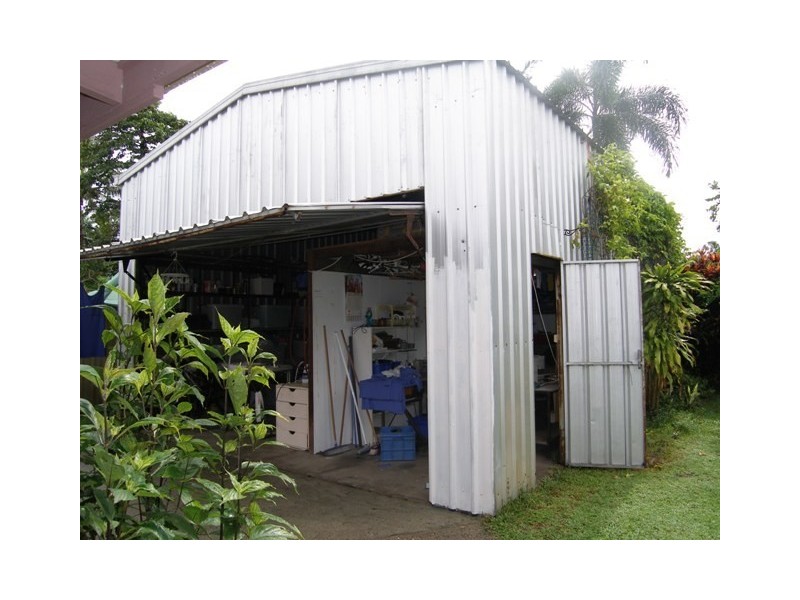 40 Oleander Street, Holloways Beach QLD 4878