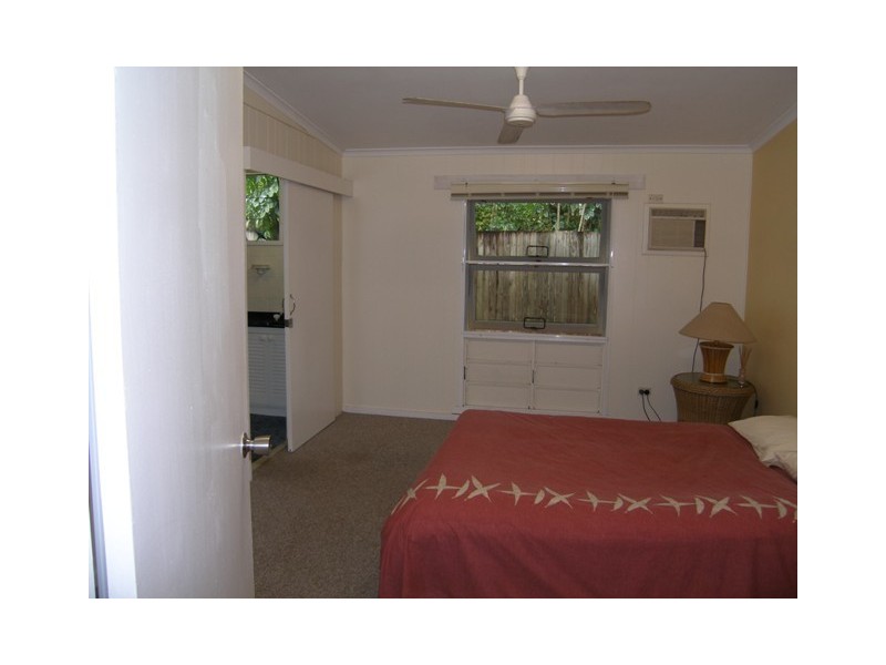 22 Best Street, Yorkeys Knob QLD 4878