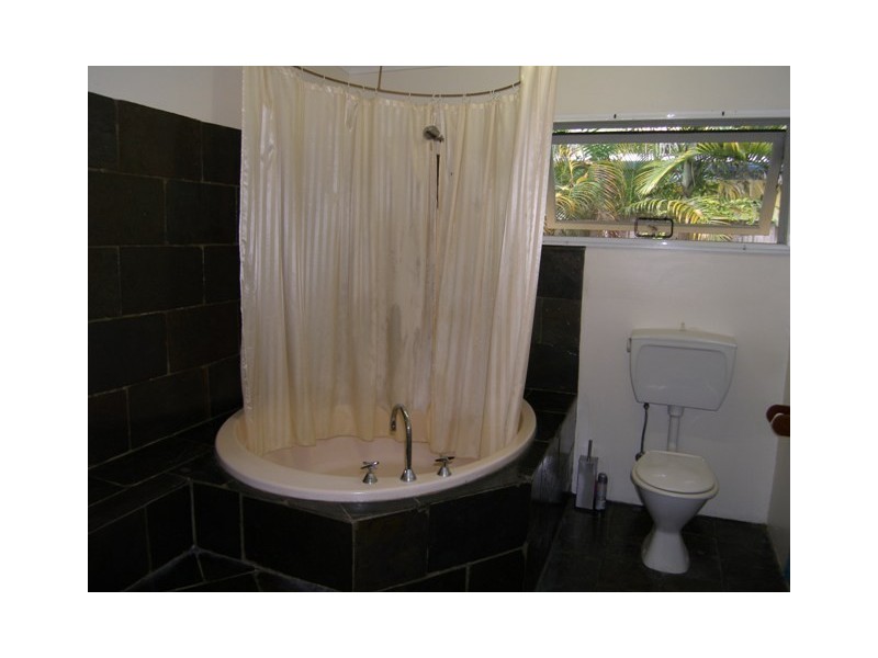 22 Best Street, Yorkeys Knob QLD 4878