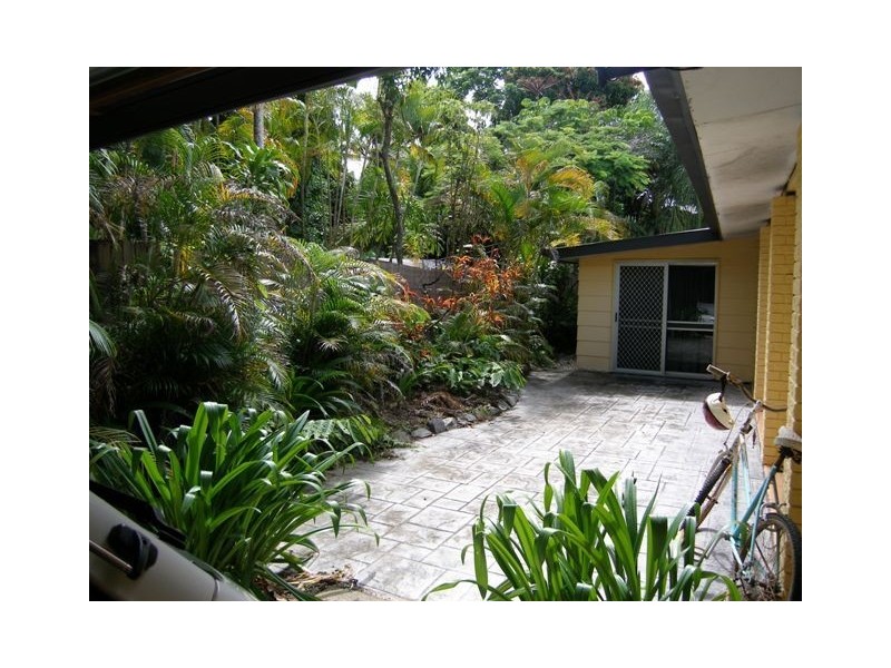 22 Best Street, Yorkeys Knob QLD 4878