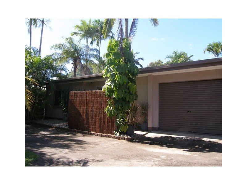 2a/39 Lae Street, Trinity Beach QLD 4879