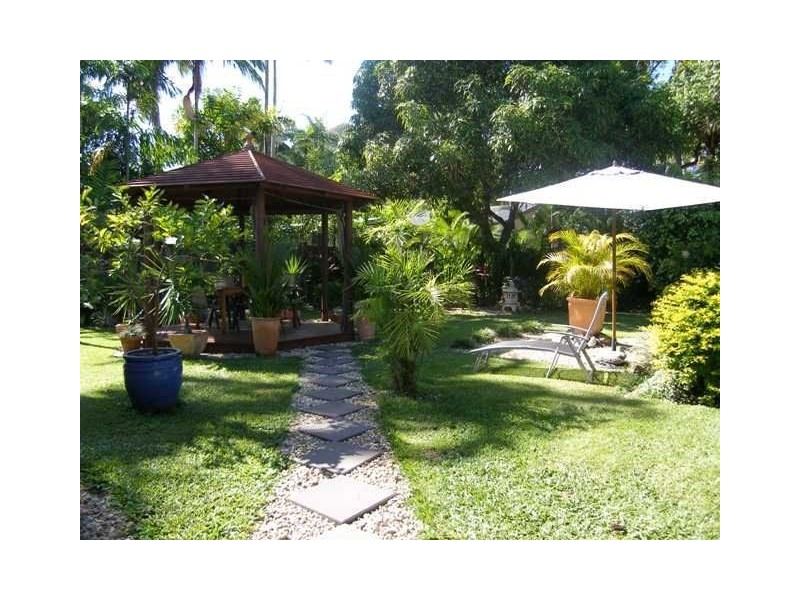 2a/39 Lae Street, Trinity Beach QLD 4879