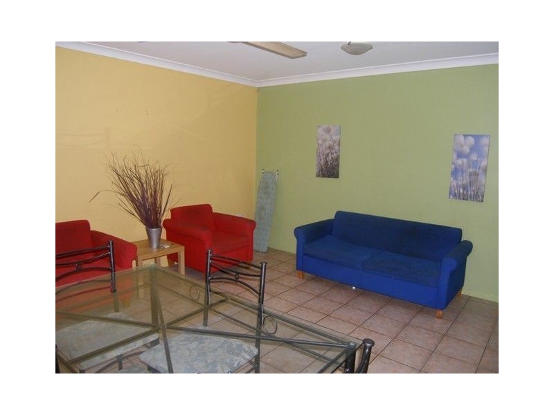 1/8 Jacaranda Street, Holloways Beach QLD 4878