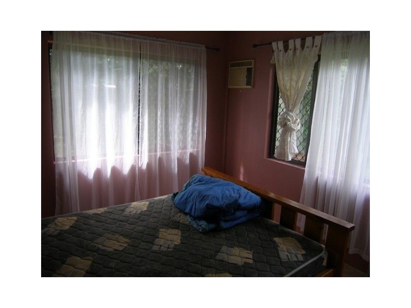 1/8 Jacaranda Street, Holloways Beach QLD 4878