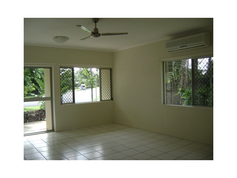 27 Bamboo Street, Holloways Beach QLD 4878