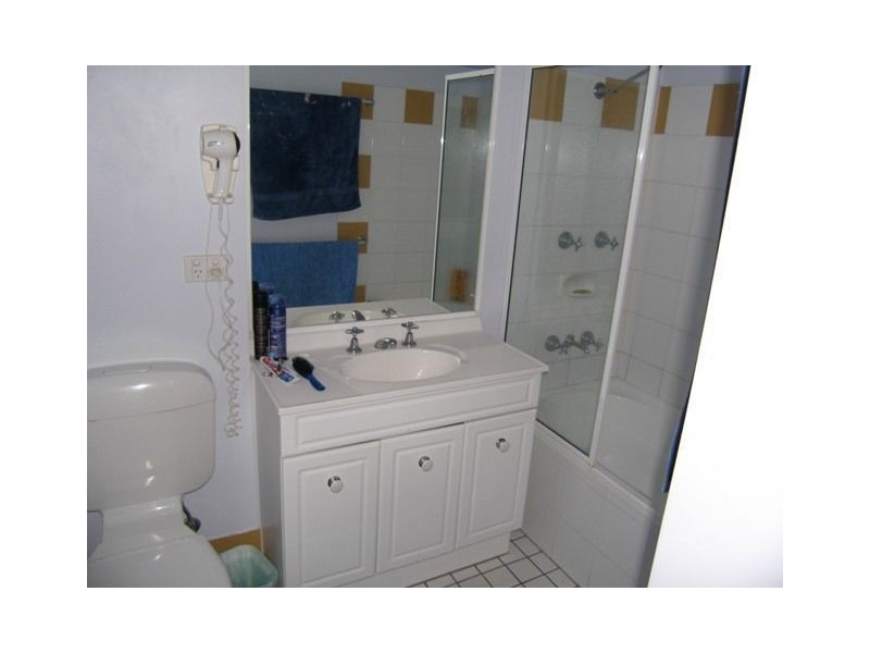 11/129 Oleander Street, Holloways Beach QLD 4878