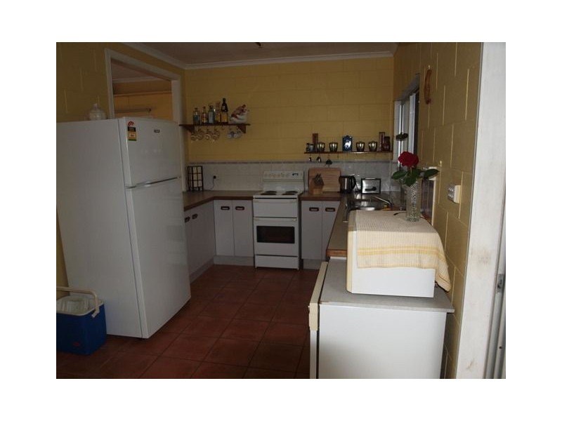4 Tryal Street, Bentley Park QLD 4869