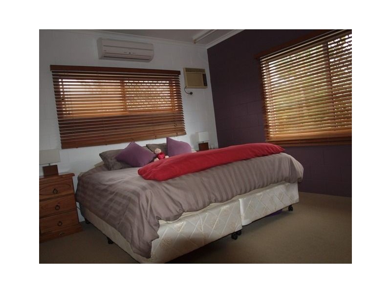4 Tryal Street, Bentley Park QLD 4869