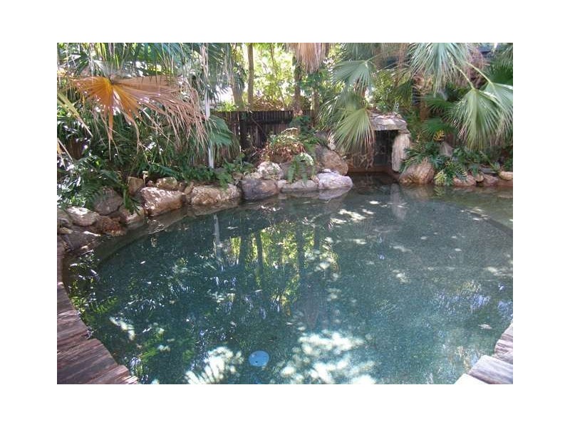 12 Guava Street, Holloways Beach QLD 4878