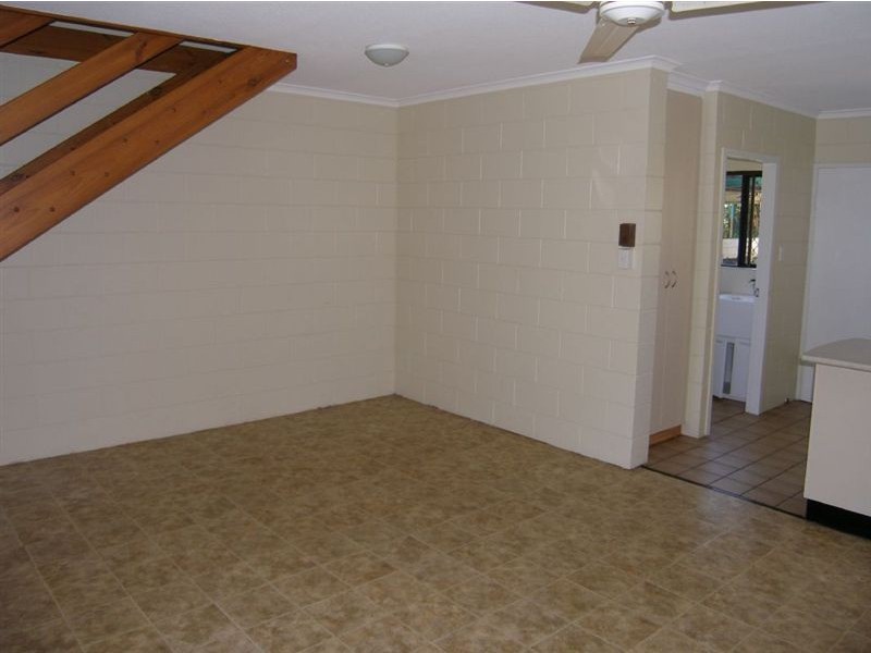 11/20 Palm Street, Holloways Beach QLD 4878