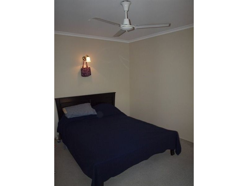 86 Baronia Crescent, Holloways Beach QLD 4878