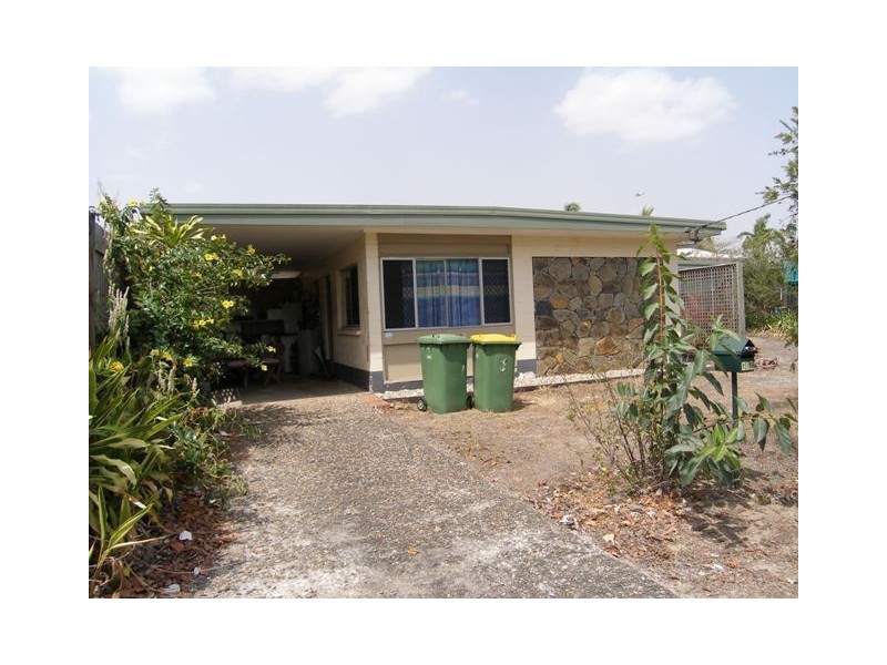 1/5 Bamboo, Holloways Beach QLD 4878