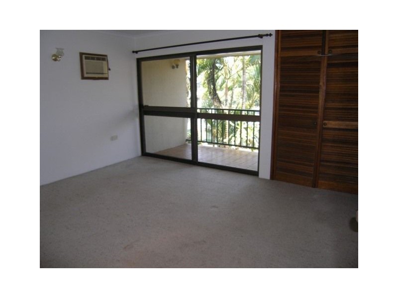 2/22 Mimosa Street, Holloways Beach QLD 4878
