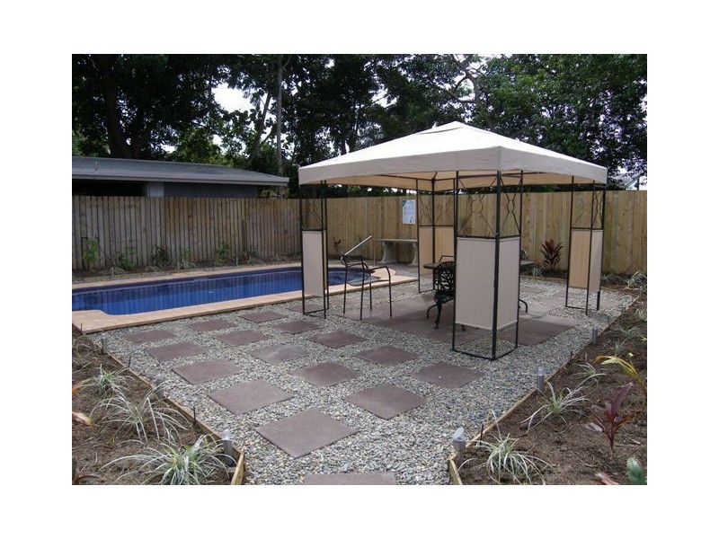 6/9 coconut, Holloways Beach QLD 4878