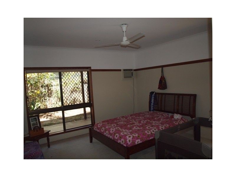 86 Baronia Crescent, Holloways Beach QLD 4878