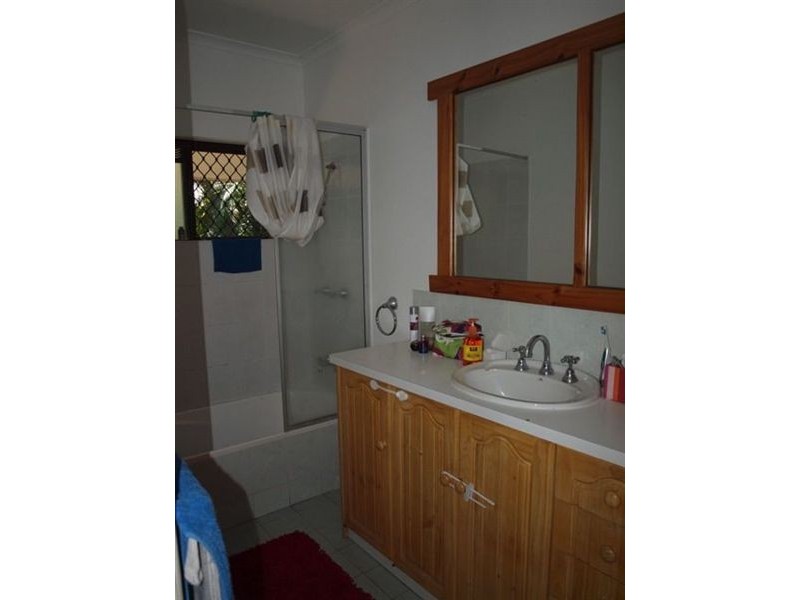 86 Baronia Crescent, Holloways Beach QLD 4878