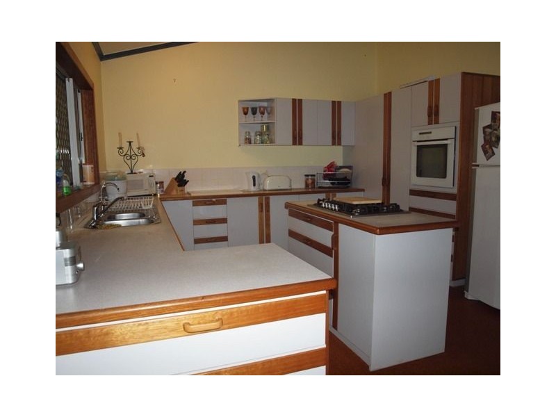 45 Baronia Crescent, Holloways Beach QLD 4878
