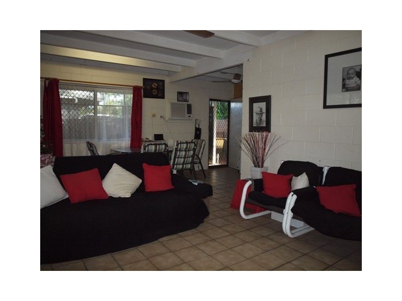 118 Wistaria Street, Holloways Beach QLD 4878