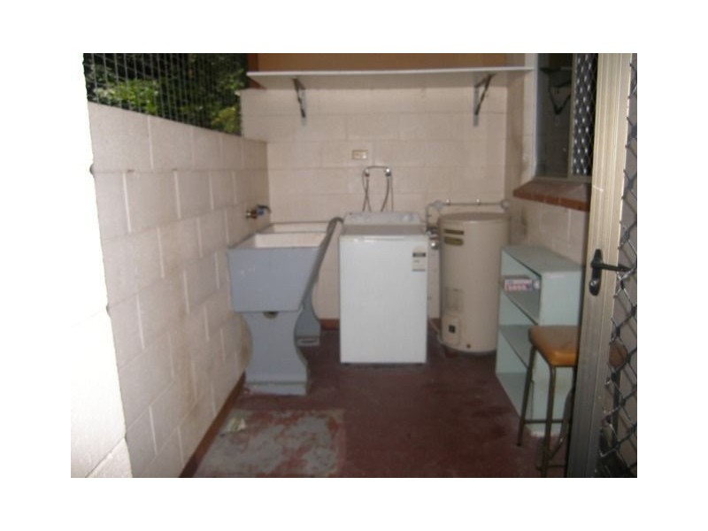 2/42 Mimosa, Holloways Beach QLD 4878