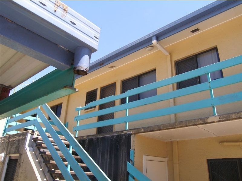 10/20 Palm, Holloways Beach QLD 4878