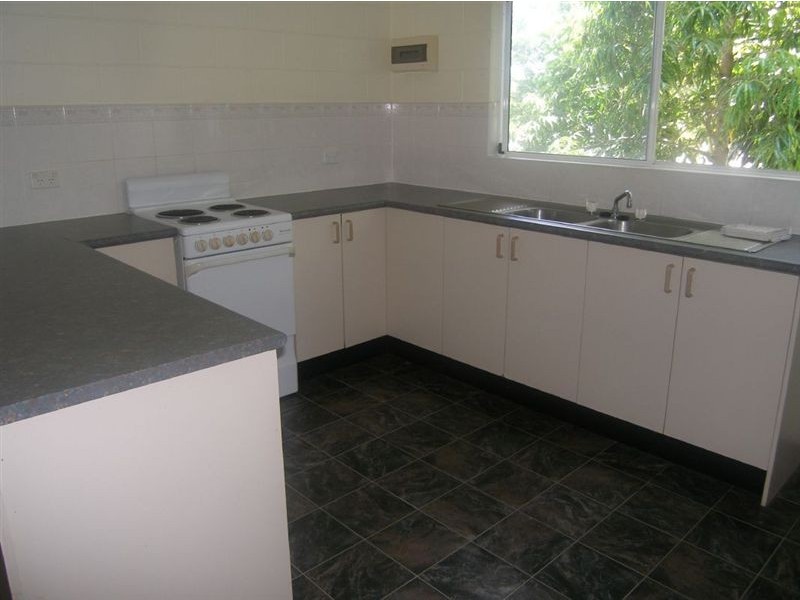 2/31 Bamboo, Holloways Beach QLD 4878