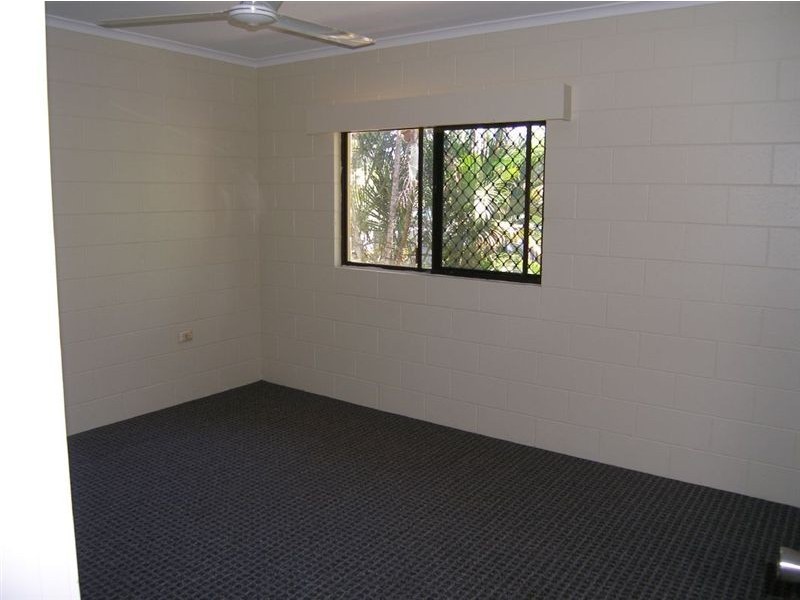 11/20 Palm, Holloways Beach QLD 4878