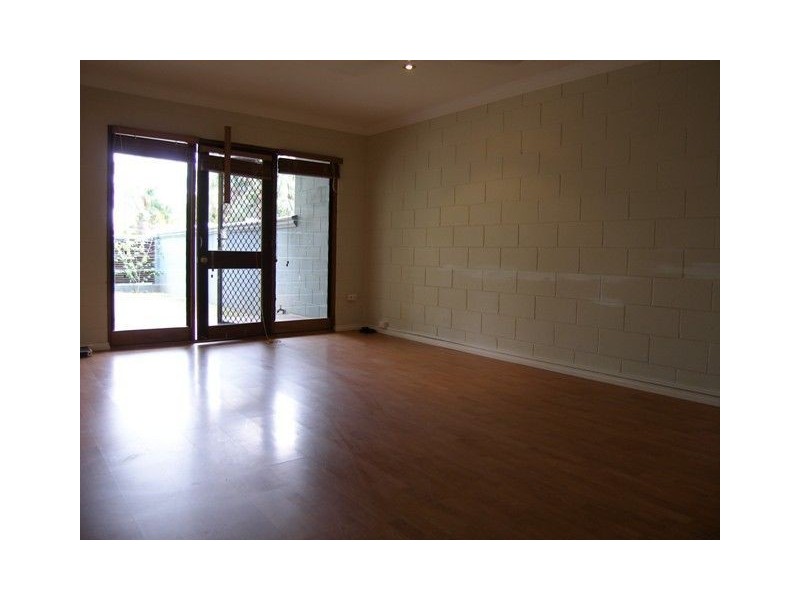 2/122 Wistaria, Holloways Beach QLD 4878